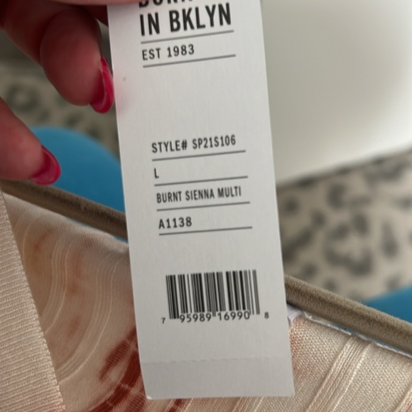 New with Tags 525 America Tie Dye Crop Cardigan Sz L - Picture 6 of 6